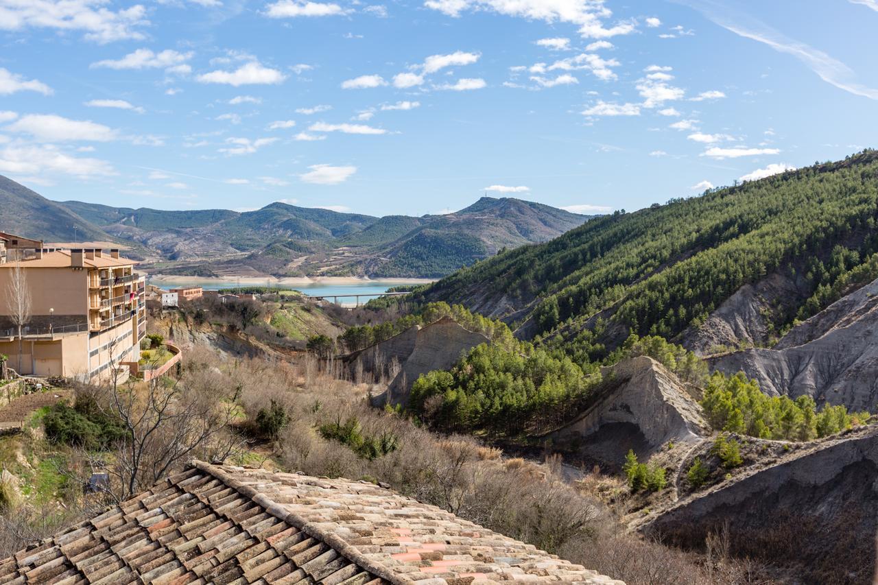 Alberg La Solana Salas de Pallas ภายนอก รูปภาพ